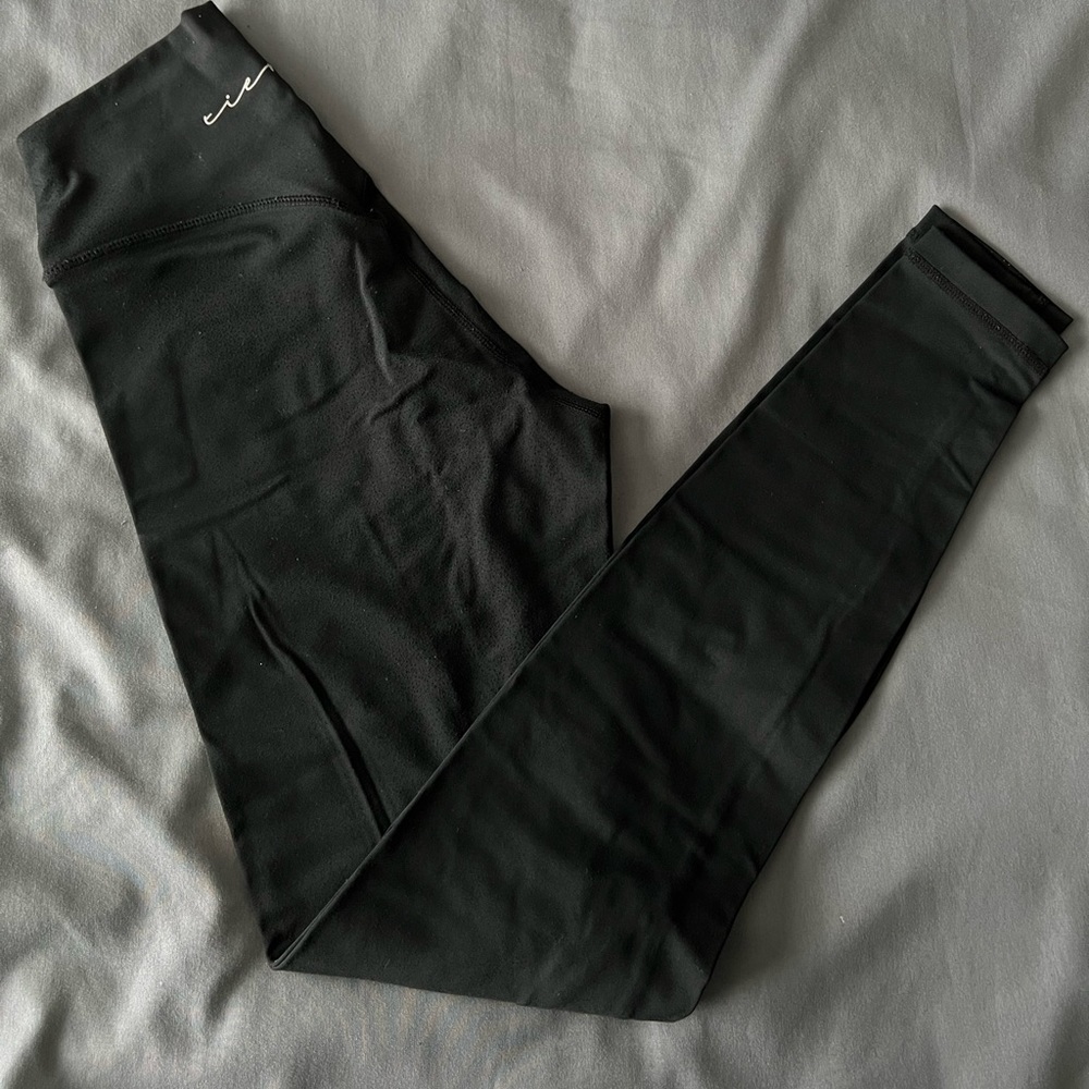 TIER active bare leggings